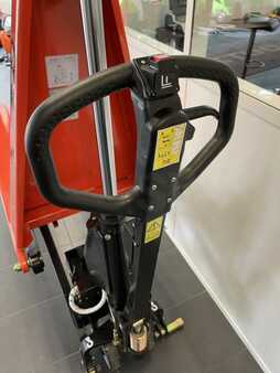 Nízkozdvižný vozík 2020  Stockman ACX10E (6)