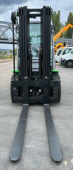 Diesel Forklifts 2022  Cesab CESAB M330H DV (7)