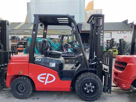 Dieseltrukki 2022  EP Equipment CPCD30T8 (5)