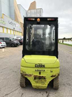 4-wiel elektrische heftrucks 2012  Clark GEX25 (3)