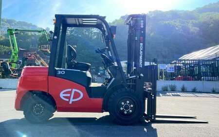 Diesel heftrucks 2022  EP Equipment CPCD30T8 (2)