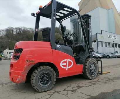 Dieseltruck 2022  EP Equipment CPCD30T8 (7)