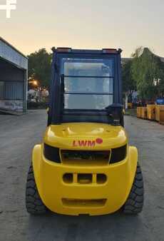 Diesel Forklifts 2022  LWM FD30RT (5)
