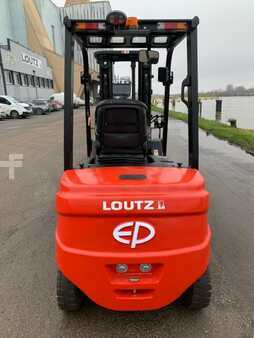 Chariot 4 roues électrique  EP Equipment EFL303 (7) 