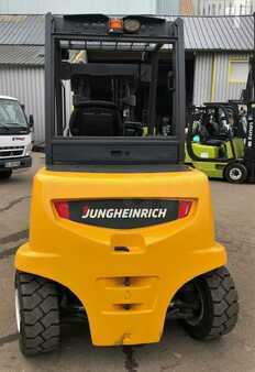 4-wiel elektrische heftrucks 2014  Jungheinrich EFG S50 (5)