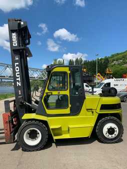 Diesel Forklifts 2014  Clark CMP60D (1)