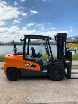 Carrello elevatore diesel - Doosan D50CS-9 (10)