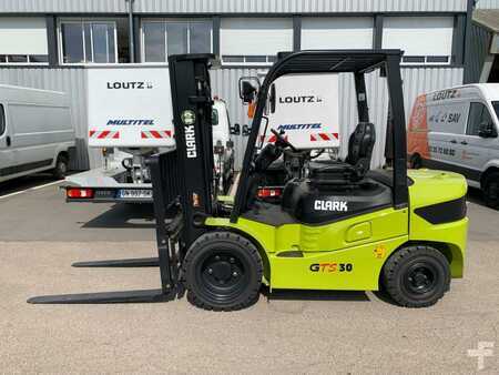 Diesel Forklifts 2024  Clark GTS30D (4)