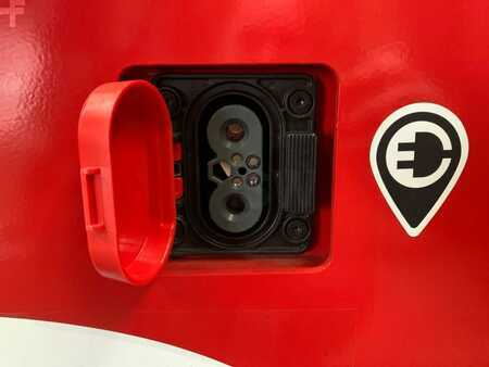 4-wiel elektrische heftrucks - EP Equipment EFL303 (24)