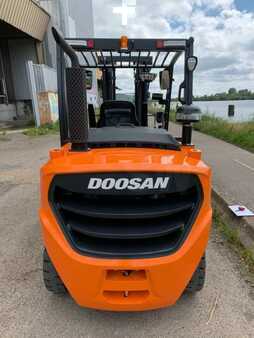 Dieselový VZV - Doosan D50CS-9 (7)