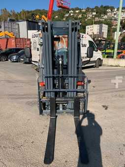 Carrelli elettrici 4 ruote 2024  Heli CPYD25-KU1H (10)