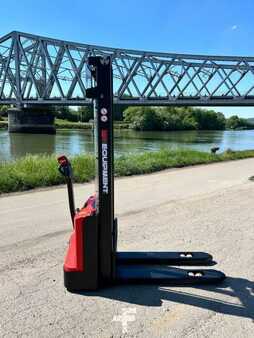 Pallet Stackers 2025  EP Equipment ES12-12ES (4)