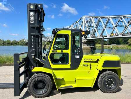 Carretilla elevadora diésel 2025  Clark C80D900 (2)