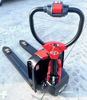 Electric Pallet Trucks 2025  EP Equipment F4 (6)