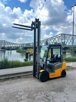 Wózki gazowe 2019  Jungheinrich TFG-316-S (9)