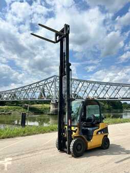 Chariots élévateurs GPL 2004  CAT Lift Trucks GP25N (7)