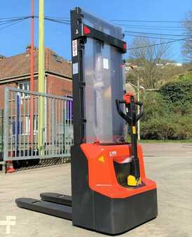 Pinontavaunu 2022  Stockman PSE12N3200 (1)