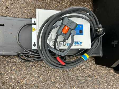 Ruční vysokozdvižný vozík 2025  Cesab S212L- (11)