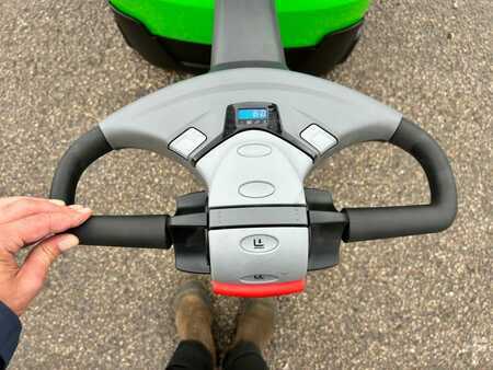 Ruční vysokozdvižný vozík 2025  Cesab S212L- (7)