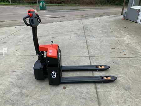 Wózki niskiego podnoszenia 2025  EP Equipment EPT20-15ET2H (1)