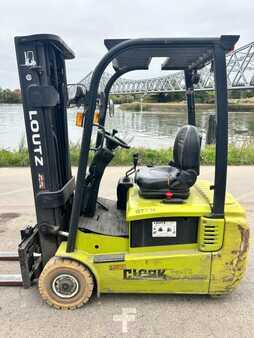 Elektro tříkolové VZV 2013  Clark GTX16 (7)