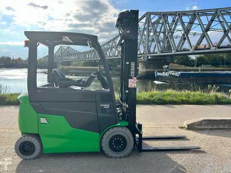 Elektro čtyřkolový VZV 2025  Cesab B625II (13)