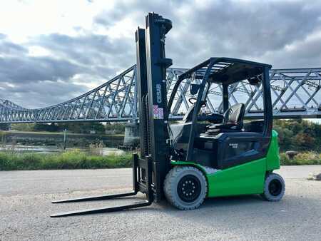 Elektro čtyřkolový VZV 2025  Cesab B630II (1)