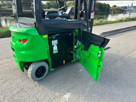 Elektro čtyřkolový VZV 2025  Cesab B630II (17)