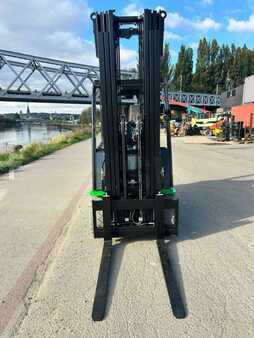 Elektro čtyřkolový VZV 2025  Cesab B630II (9)