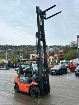 Nestekaasutrukki 2000  Toyota 42-7FGF25 (14)