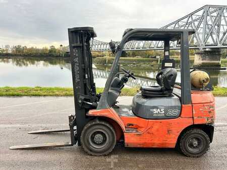 Nestekaasutrukki 2000  Toyota 42-7FGF25 (7)