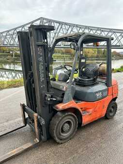 Nestekaasutrukki 2000  Toyota 42-7FGF25 (8)