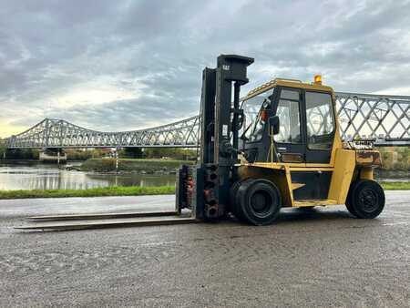 Diesel truck 2001  CAT Lift Trucks DP70 (1)