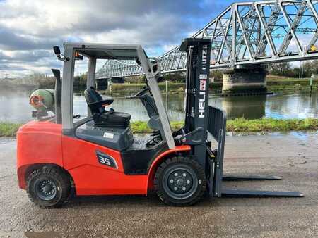 LPG heftrucks 2024  Heli CPYD35-KU1HG3 (12)