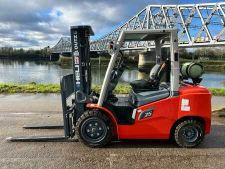 LPG heftrucks 2024  Heli CPYD35-KU1HG3 (3)