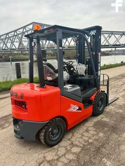 Carrelli elevatori diesel 2024  Heli CPCD25-KU20H (14)