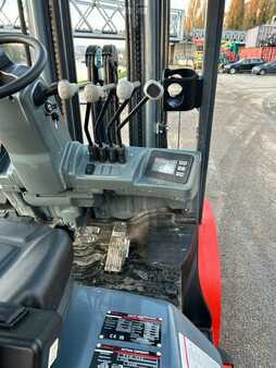 Carrelli elettrici 4 ruote 2024  Heli CPD35-GB2LI-S (18)