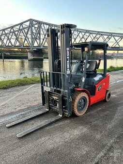 Carrelli elettrici 4 ruote 2024  Heli CPD35-GB2LI-S (5)