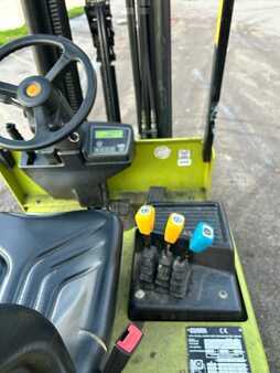 El Truck - 4-hjul 2002  Clark CEM 20S / N (12)