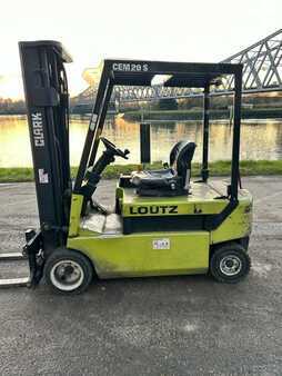 El Truck - 4-hjul 2002  Clark CEM 20S / N (2)