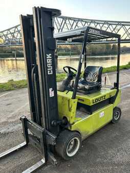 El Truck - 4-hjul 2002  Clark CEM 20S / N (3)