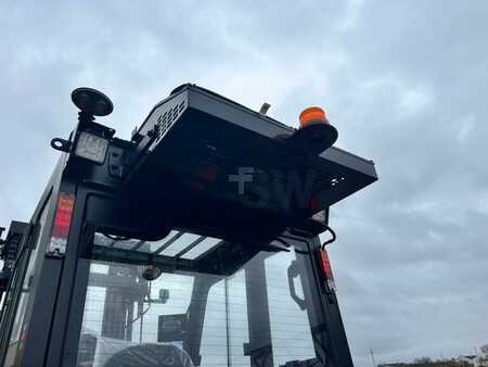 Elektro čtyřkolový VZV 2025  EP Equipment EFL1203-HV-6 (9)