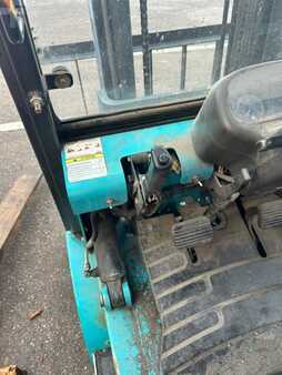 Gas truck 2011  Baoli QD18 (6)