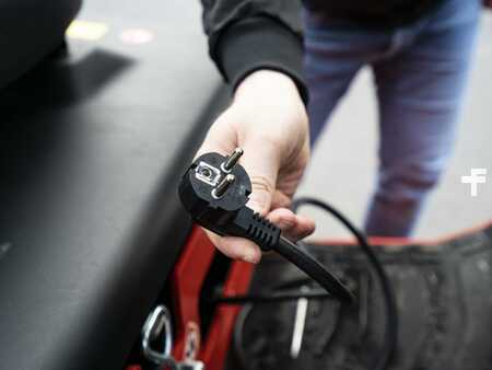 Elektro čtyřkolový VZV 2022  EP Equipment EFL181 (3)