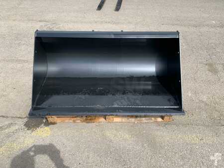 Gas truck 2026  Ausa T144H Plus (26)