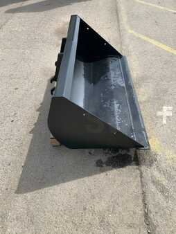 Gas truck 2026  Ausa T144H Plus (27)