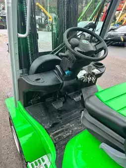 Gázüzemű targoncák 2026  Cesab M320GV (17)