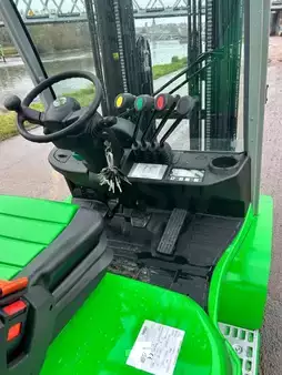 Gázüzemű targoncák 2026  Cesab M320GV (18)