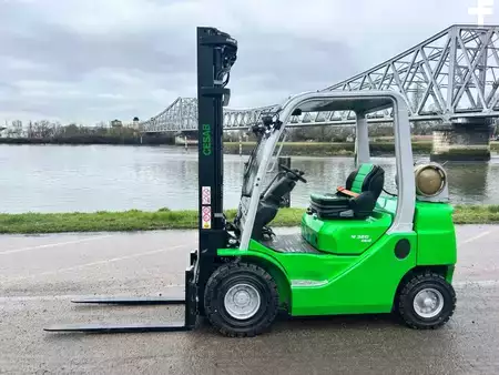 Gázüzemű targoncák 2026  Cesab M320GV (3)