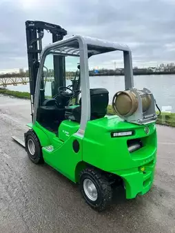 Gázüzemű targoncák 2026  Cesab M320GV (6)